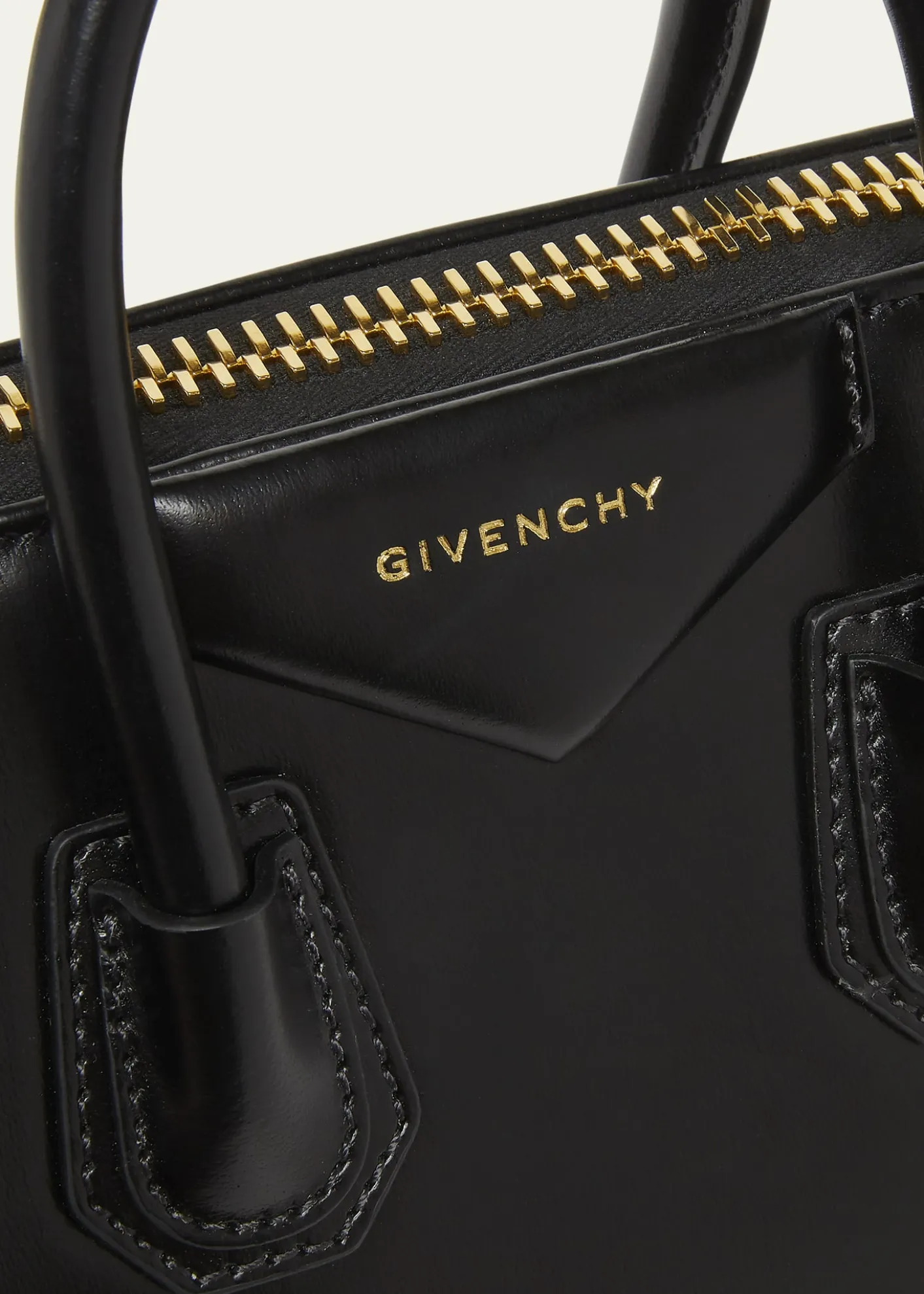 GivenchyAntigona Mini Tote Bag in Box Leather