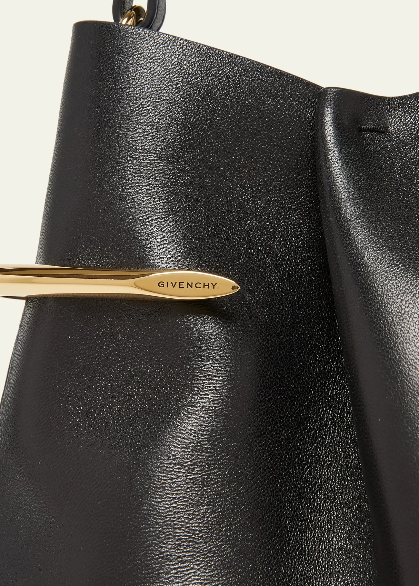 GivenchyPinch Top-Handle Bag in Grain Leather