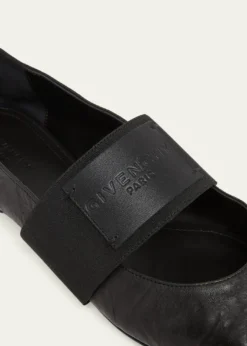 GivenchySliced Square Textured Leather Square-Toe Ballerina Flats