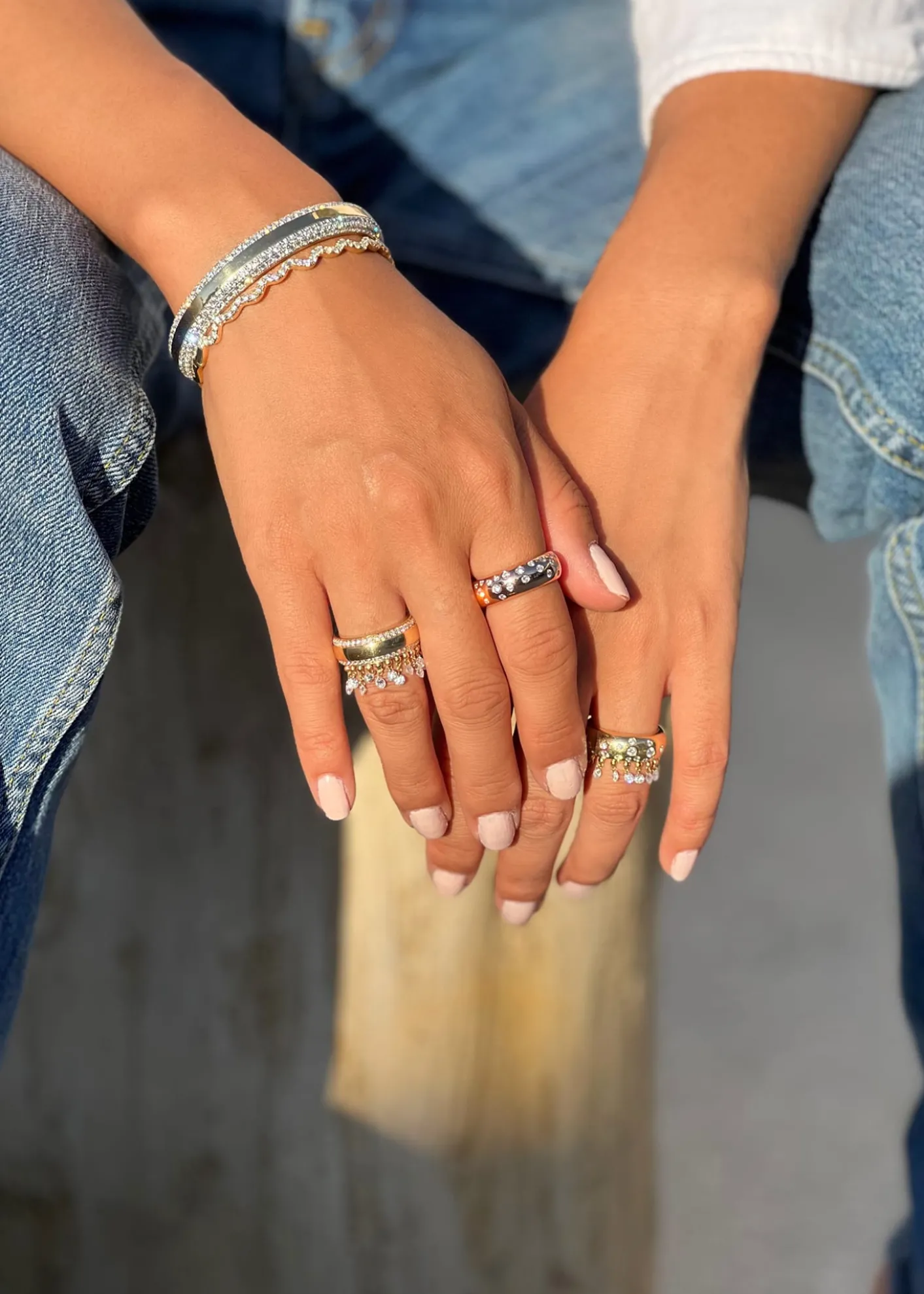 Graziela Gems18K Dazzling Floating Diamond Cigar Band