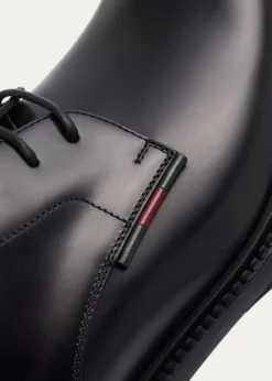 GucciMen's William Leather Derby Shoes