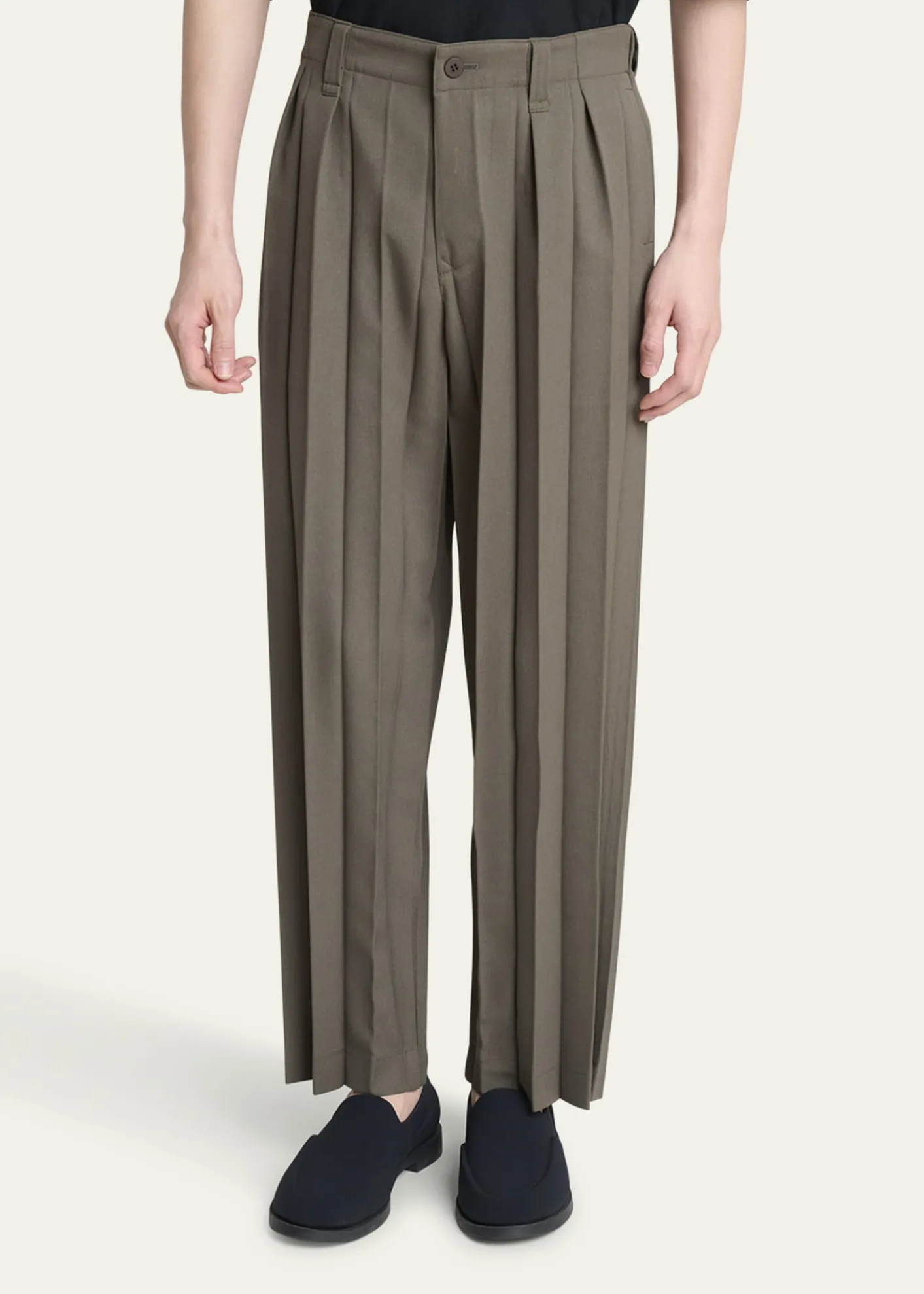 Homme Plisse Issey MiyakeMen's Edge Ensemble Pleated Pants