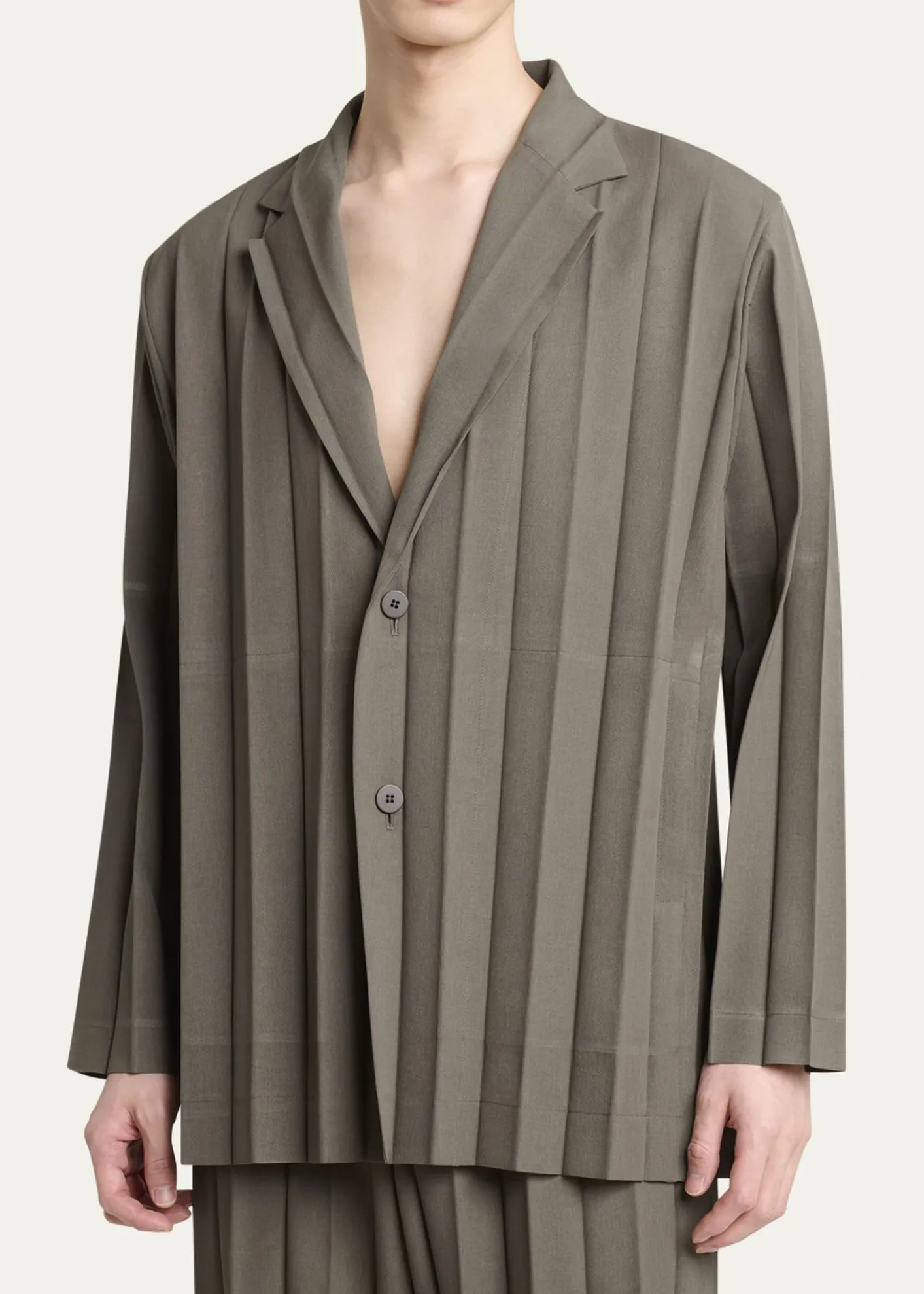 Homme Plisse Issey MiyakeMen's Edge Ensemble Pleated Sport Coat