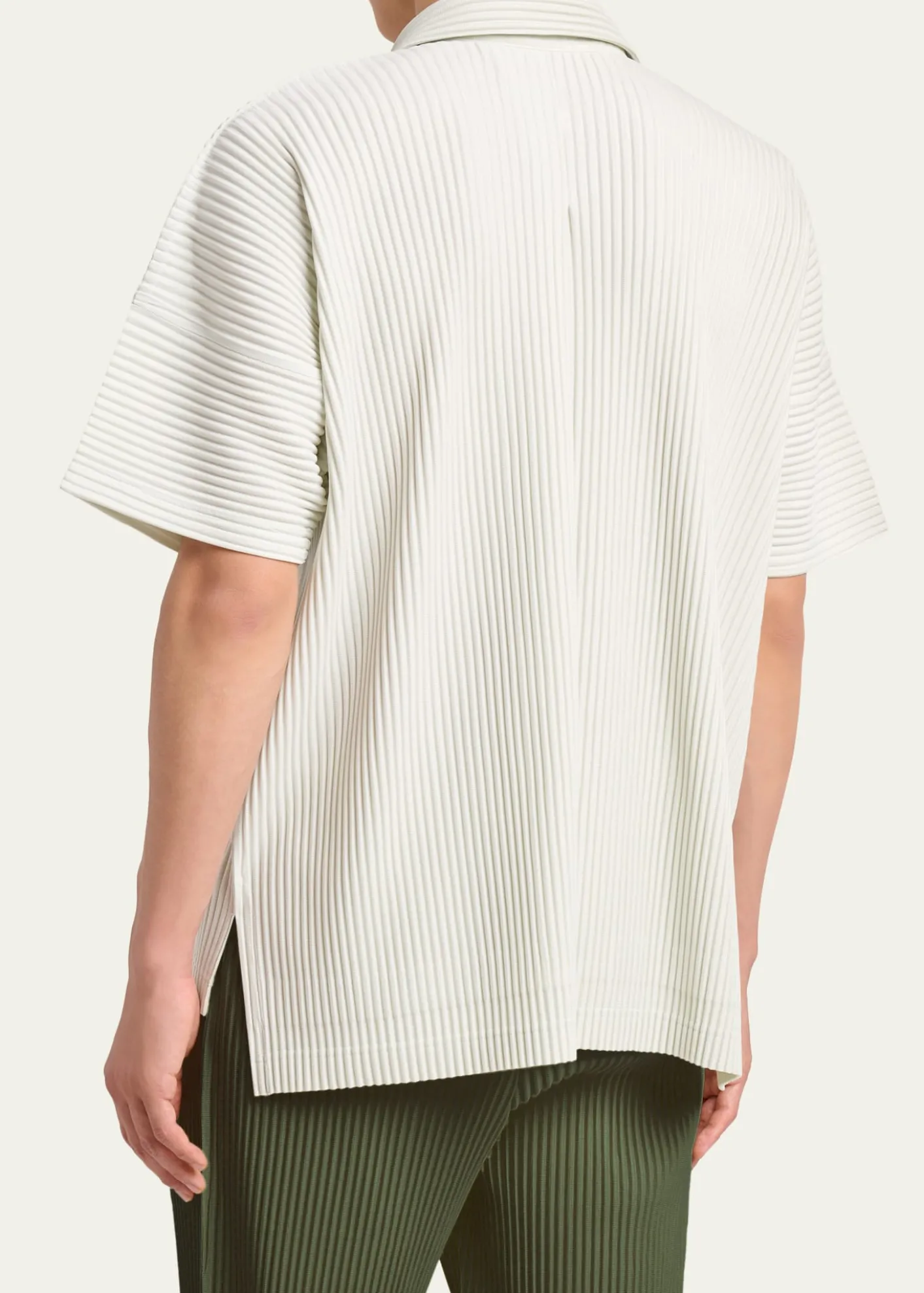 Homme Plisse Issey MiyakeMen's Monthly Colors July Pleated Short-Sleeve Shirt