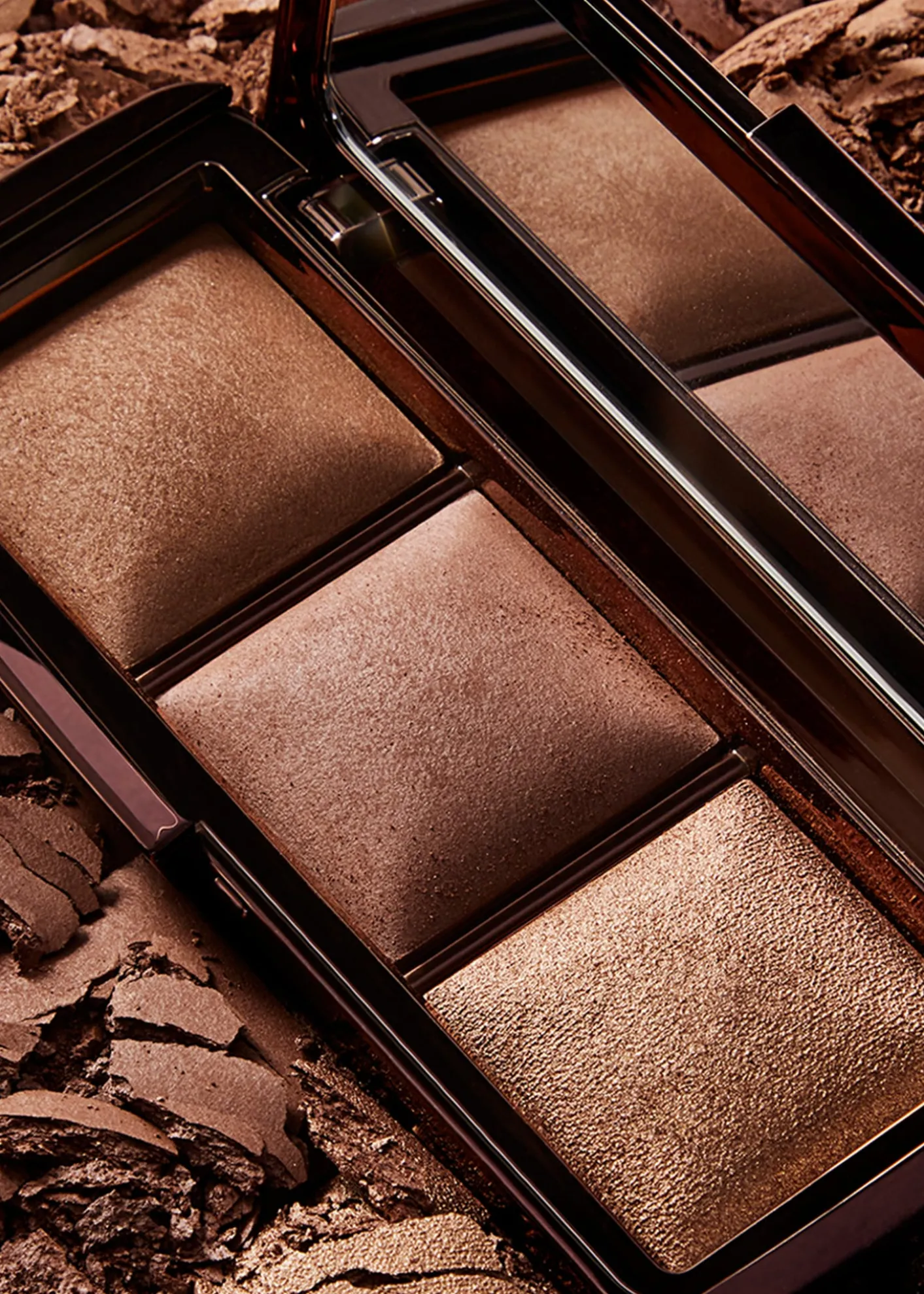 Hourglass CosmeticsAmbient Lighting Palette - Volume III