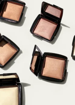 Hourglass CosmeticsAmbient Lighting Powder