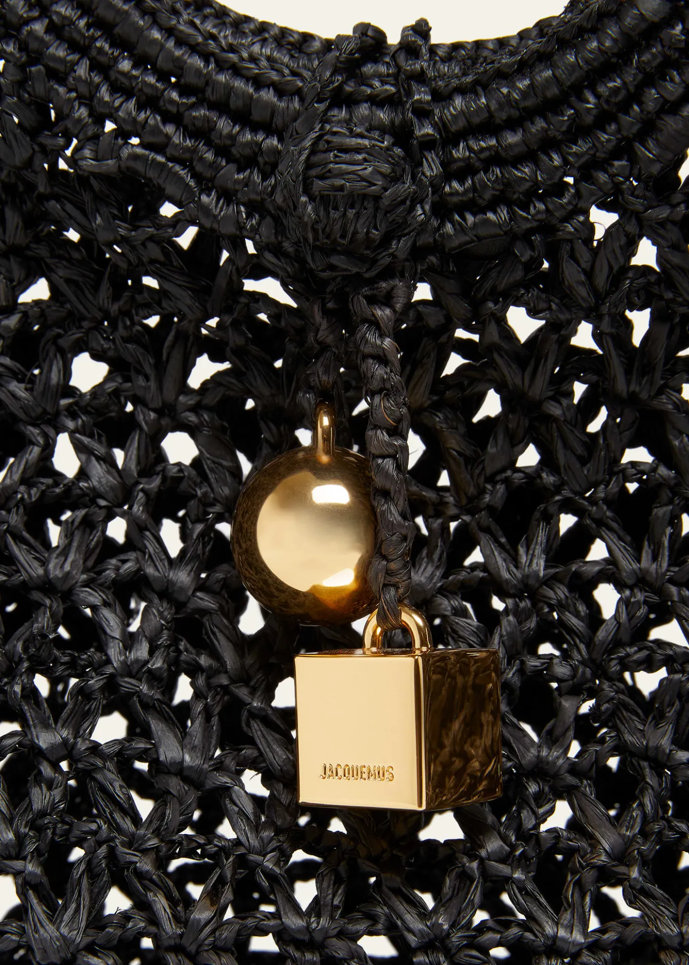 JacquemusLe Petit Carre Raffia Top-Handle Bag