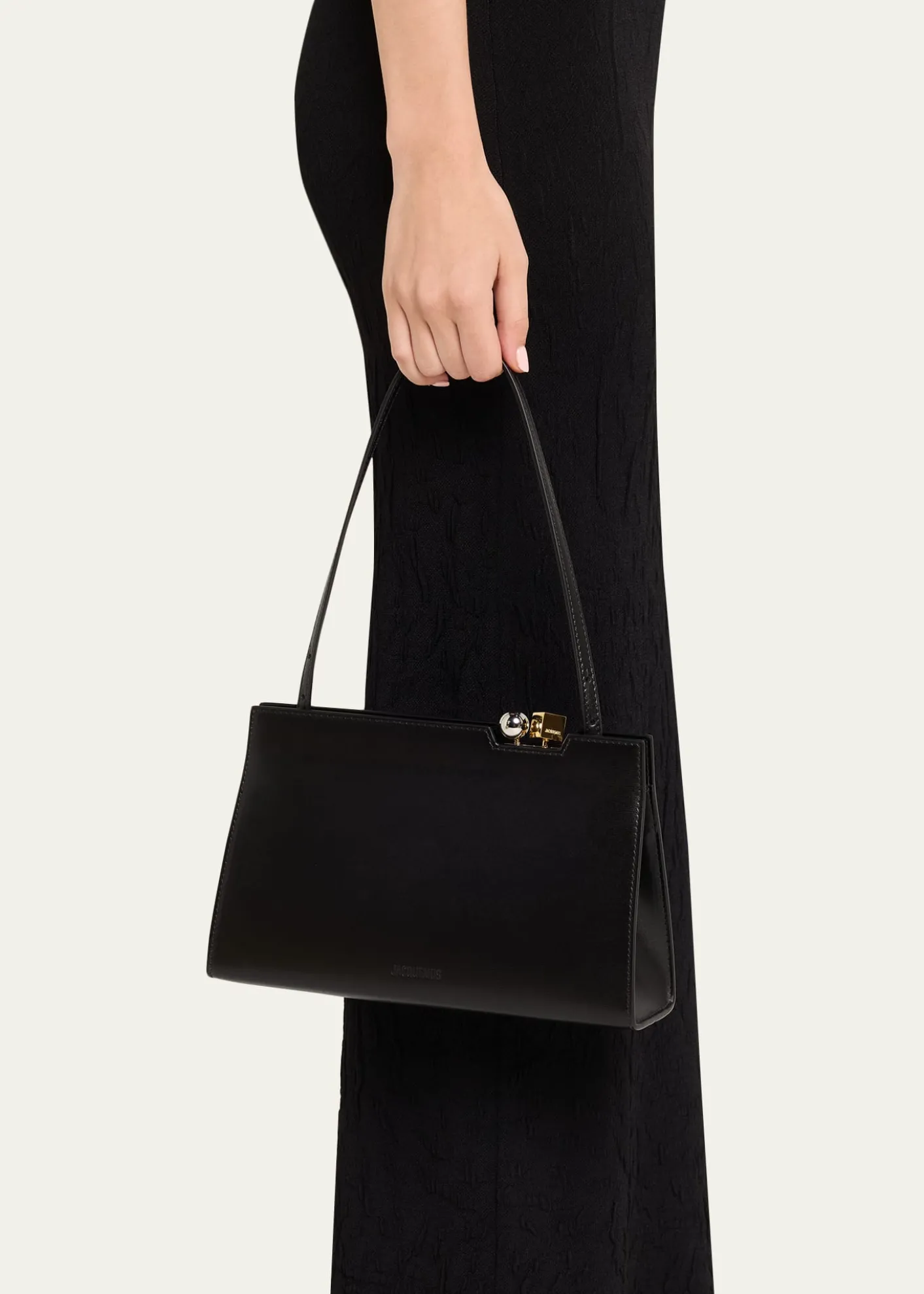 JacquemusLe Salon Rond Carre Leather Clutch Bag