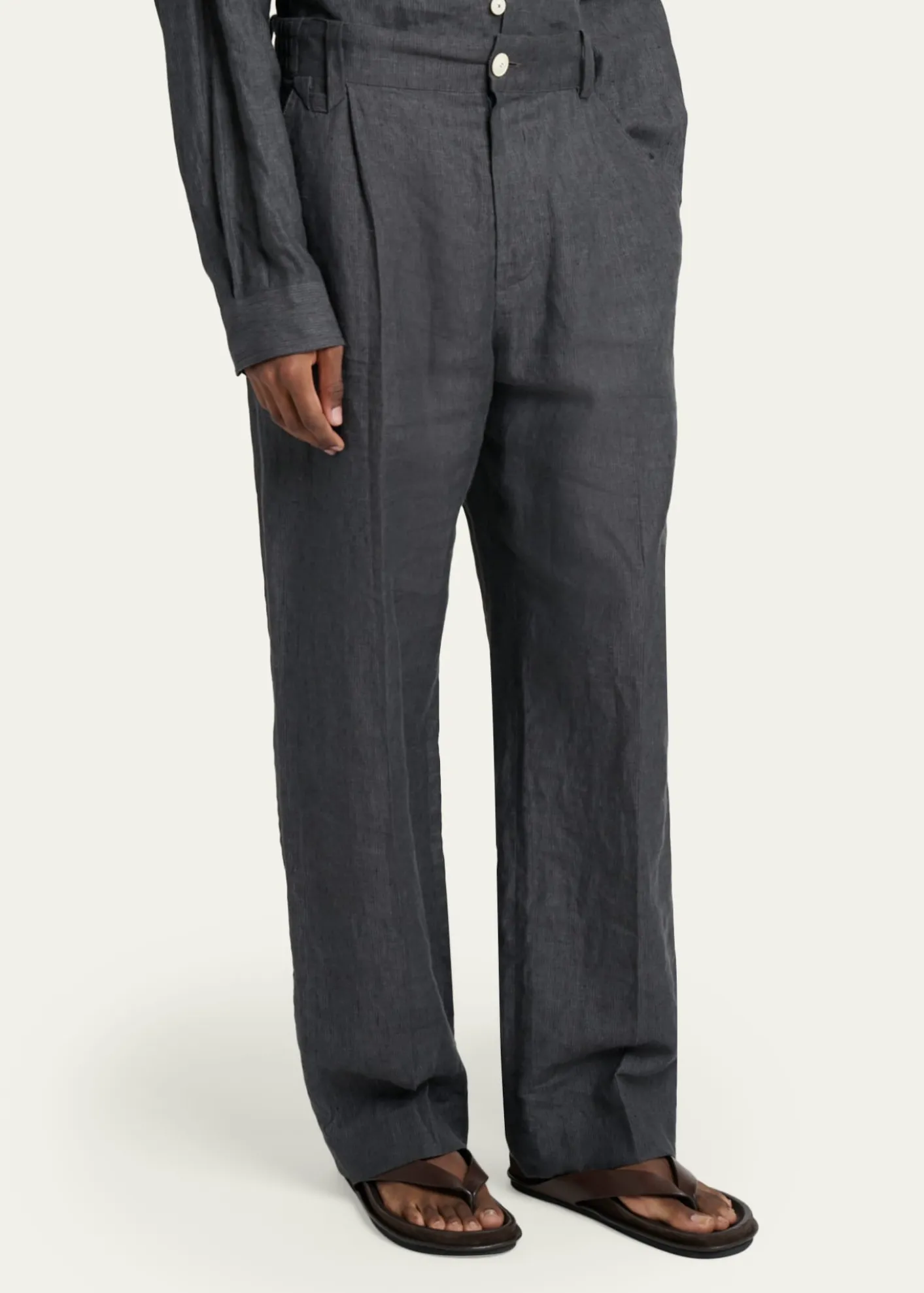 JacquemusMen's Linen Hairline Stripe Pleated Trousers