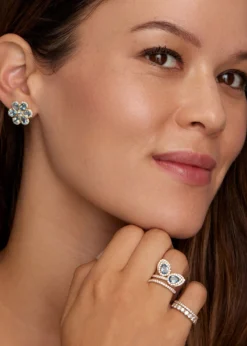 Jamie Wolf18K Yellow Gold Script Petal Ring with Aquamarine and Diamonds
