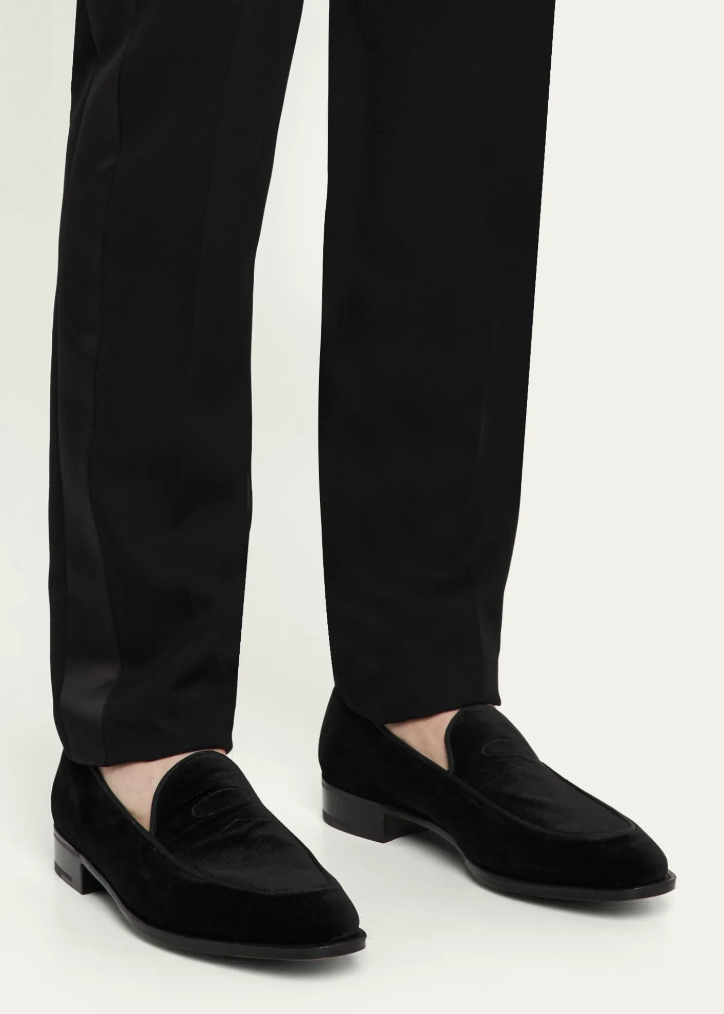 John LobbMen's Bill Velvet Penny Loafers