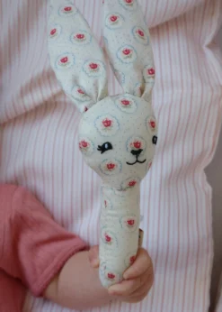 Konges SlojdKid's Bunny Hand Rattle