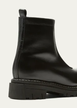La CanadienneDelta Shearling-Lined Leather Booties