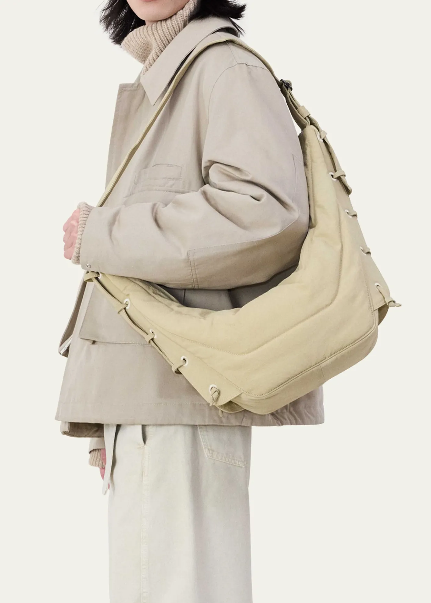 LEMAIREMen's Medium Soft Game Shoulder Bag