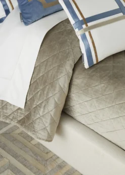 Lili AlessandraChloe Velvet Coverlet, Queen