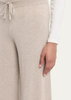 Lisa YangSofi Cashmere Straight-Leg Pull-On Trousers