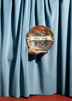L'Objetx Ruan Hoffmann WiFi Off Plate