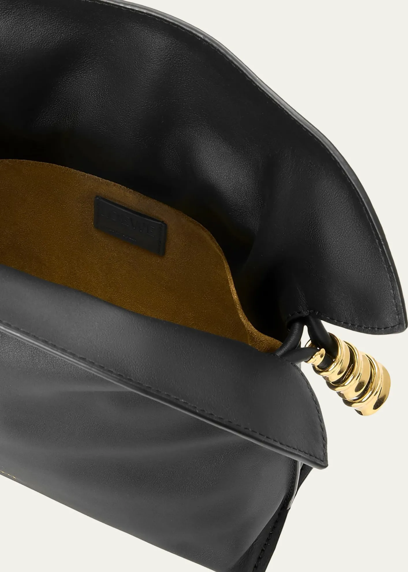 LoeweFlamenco Ruched Clutch Bag in Leather