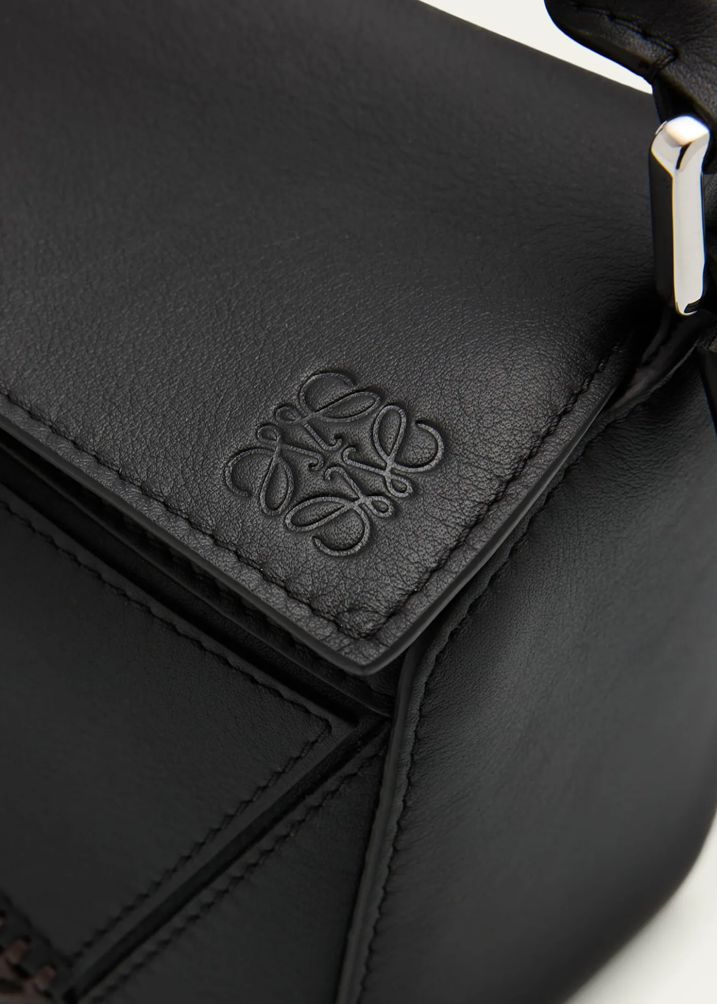 LoewePuzzle Fringed Top-Handle Bag in Leather