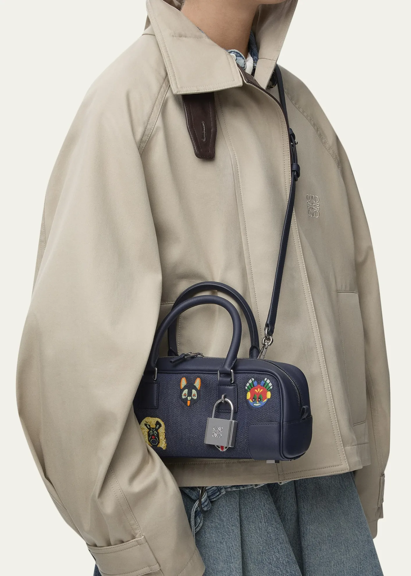 Loewex Louis Wain Amazona 23 Top-Handle Bag in Denim