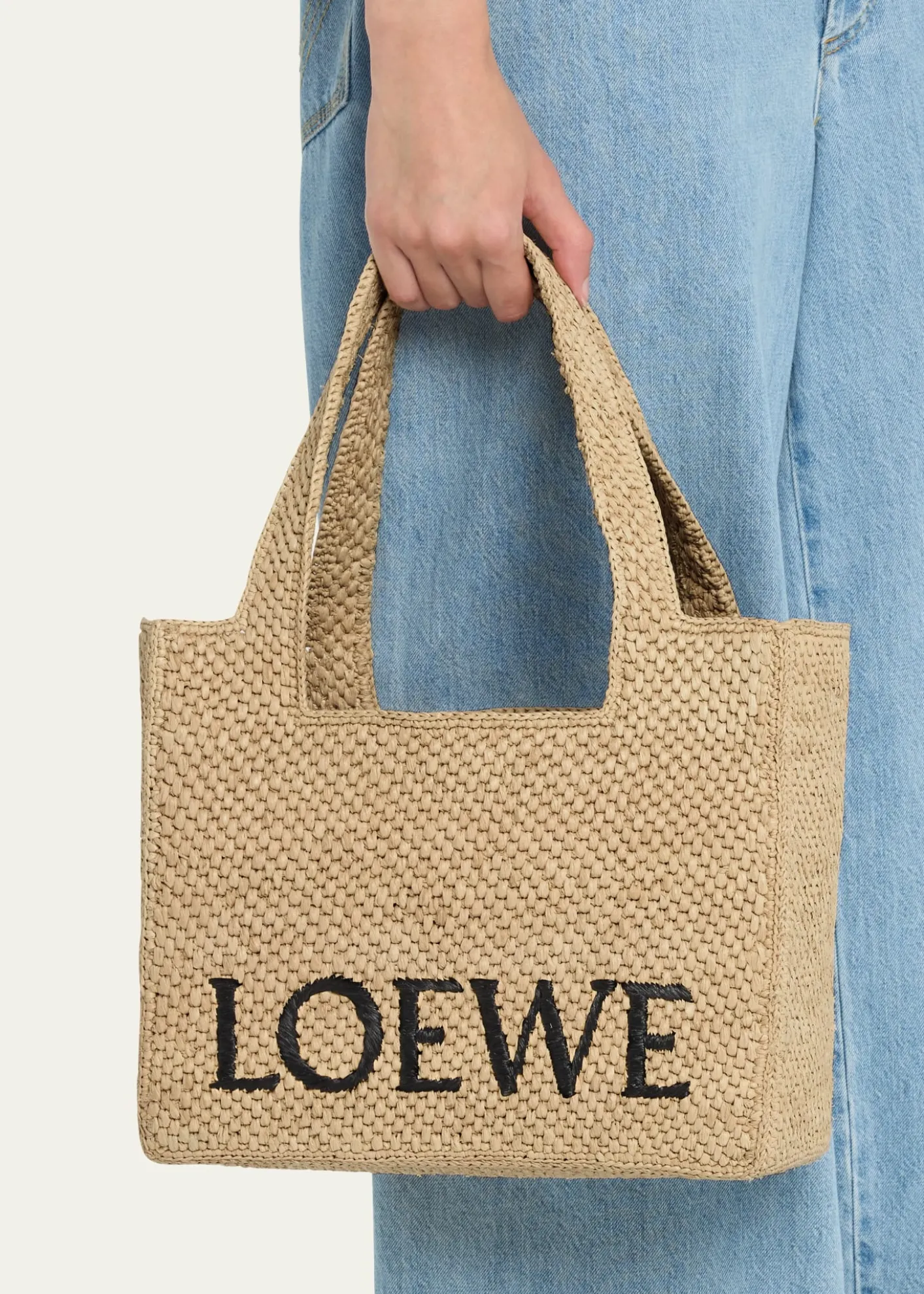 Loewex Paula's Ibiza Font Logo Medium Tote Bag in Raffia