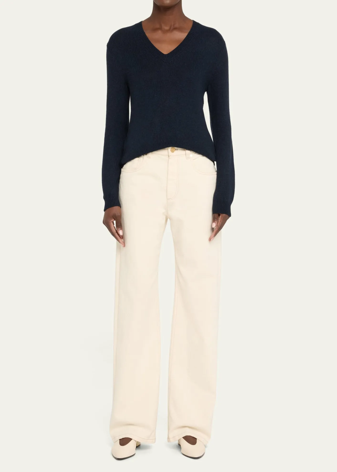 Loro PianaFobello V-Neck GG 8 Baby Cashmere Sweater