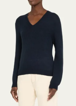 Loro PianaFobello V-Neck GG 8 Baby Cashmere Sweater