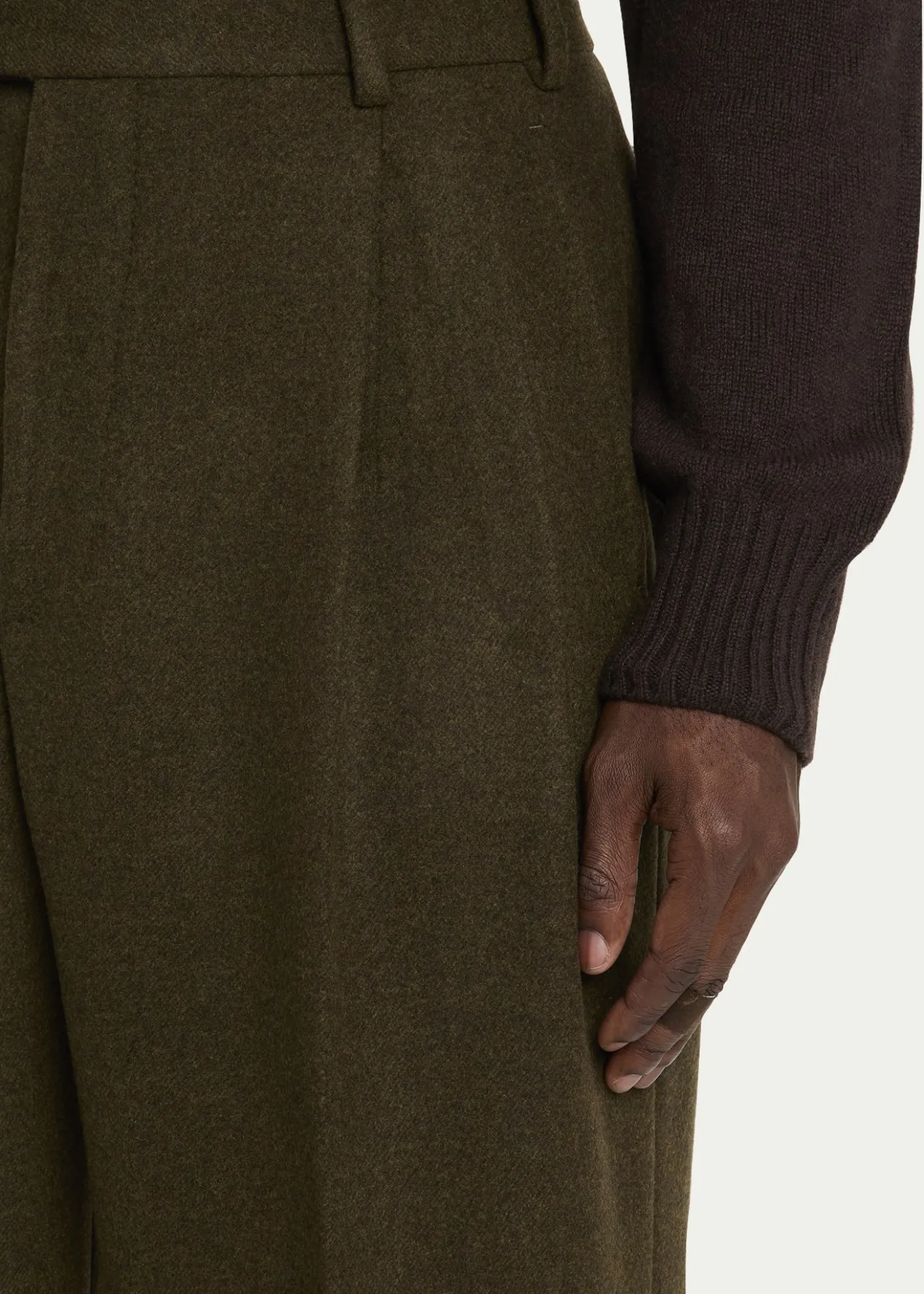 Loro PianaMen's Kelvin Wool and Cashmere Snap-Front Vest