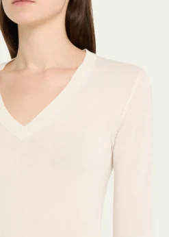 Loro PianaV-Neck Cashmere Sweater