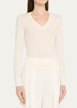 Loro PianaV-Neck Cashmere Sweater