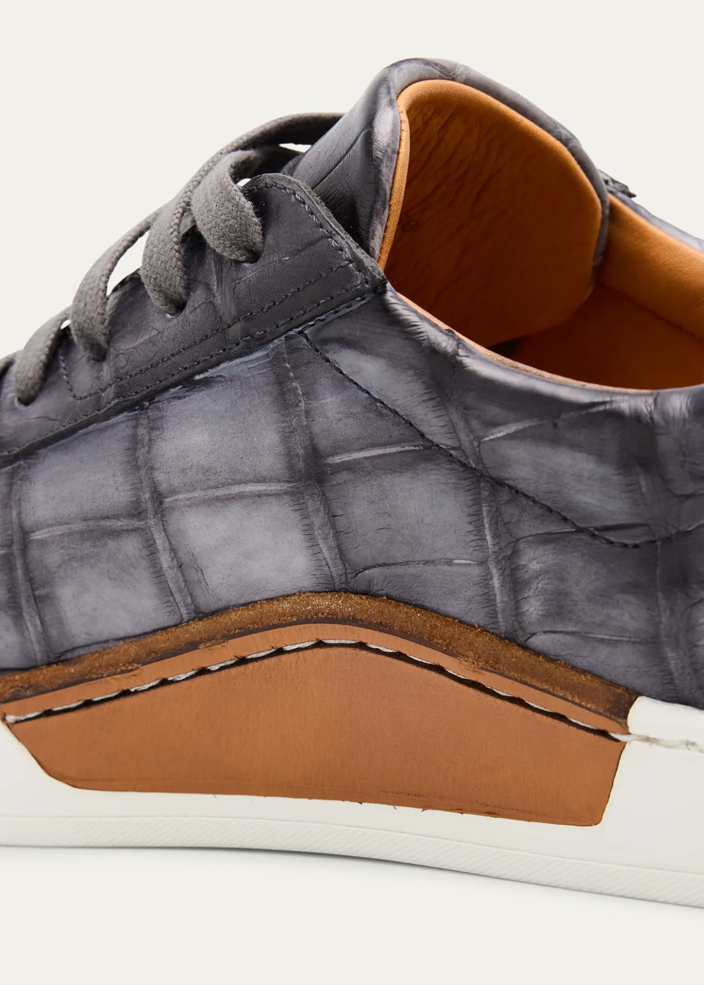 MagnanniMen's Saeta Matte Alligator Low-Top Sneakers