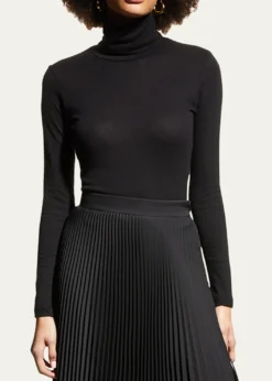 Majestic FilaturesCotton-Cashmere Long Sleeve Turtleneck Top