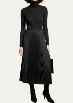 Majestic FilaturesCotton-Cashmere Long Sleeve Turtleneck Top