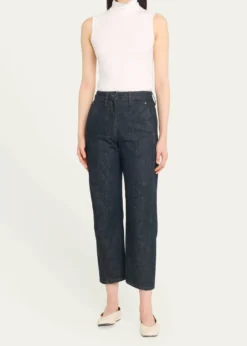 Majestic FilaturesSoft Touch Sleeveless Stretch Turtleneck