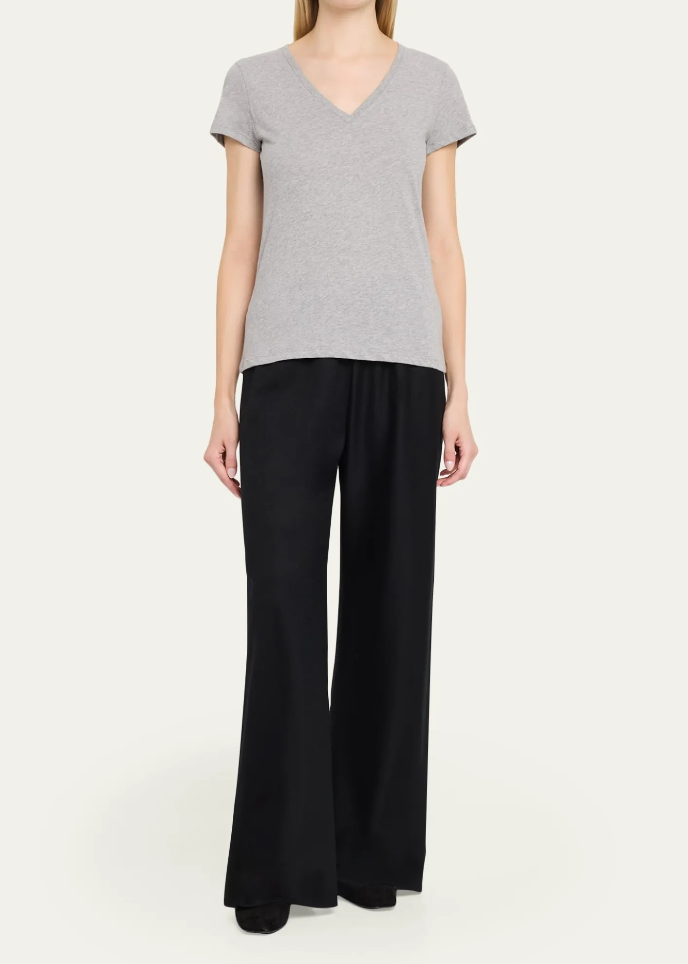 Majestic FilaturesV-Neck Deluxe Organic Cotton T-Shirt