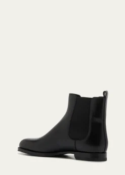 Manolo BlahnikChelsa Leather Chelsea Ankle Booties