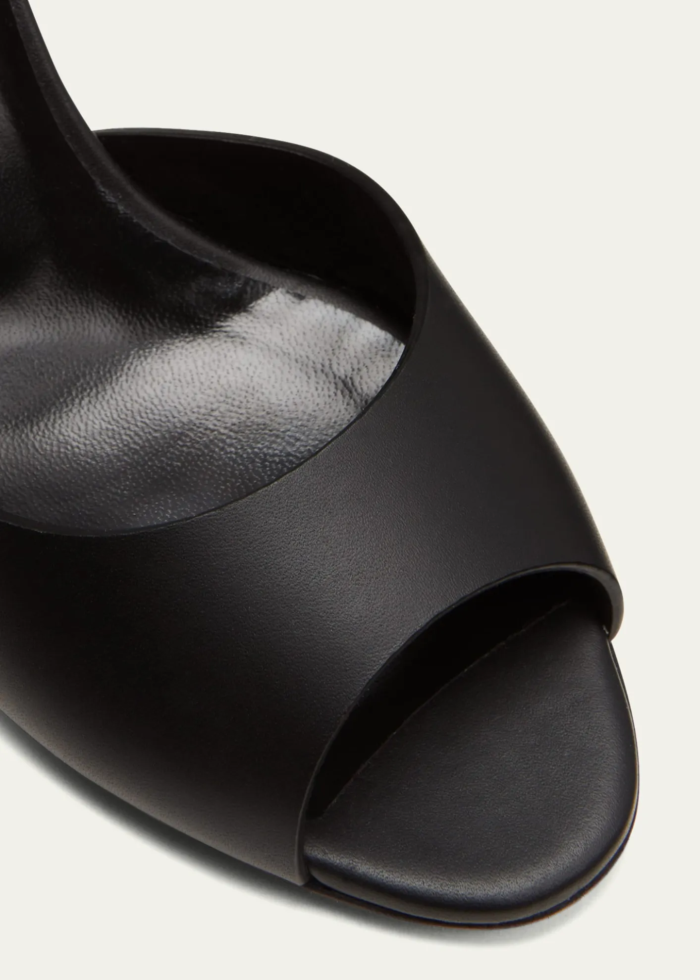 Manolo BlahnikJadarona Leather Mule Sandals
