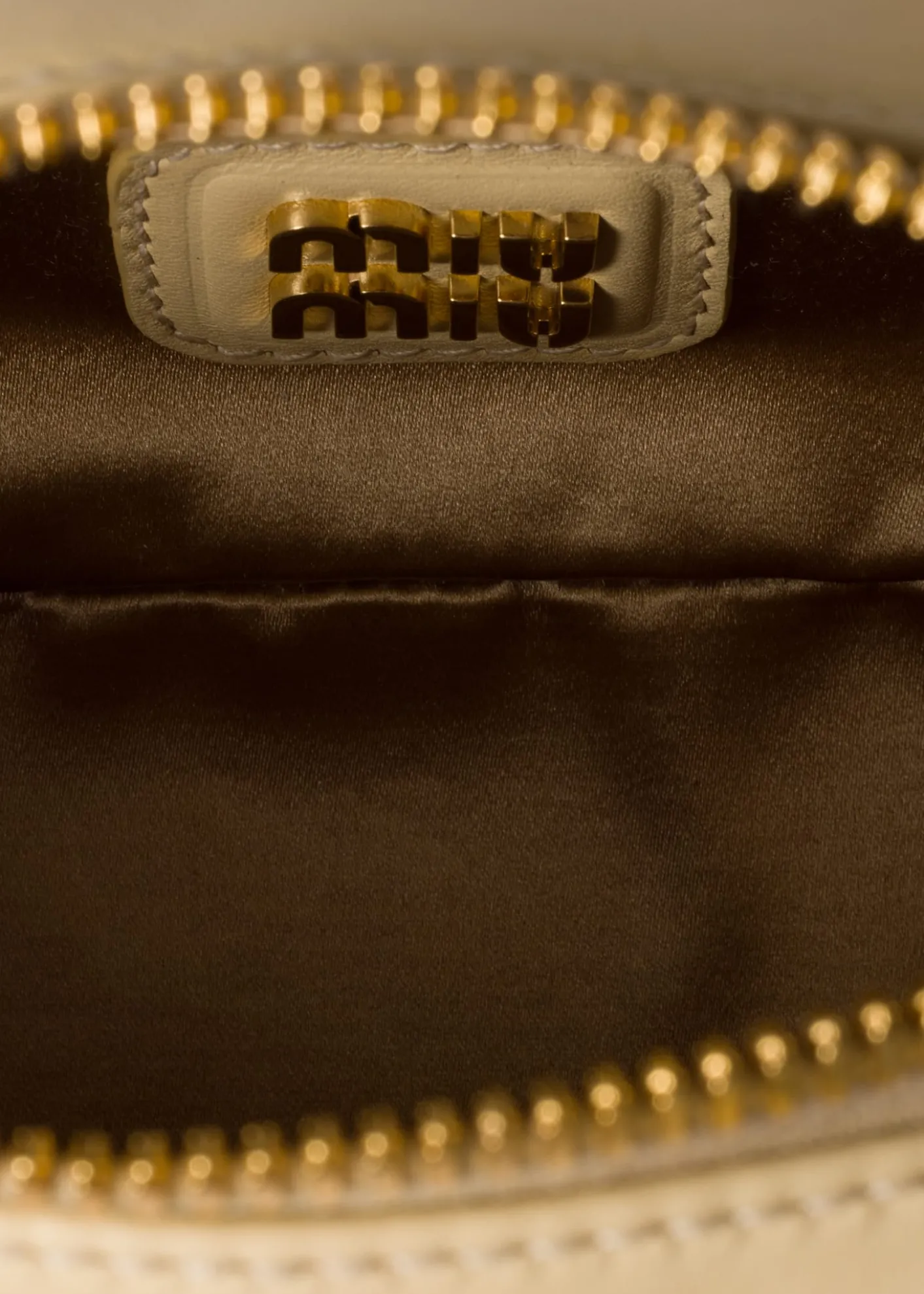 Miu MiuZip Quilted Leather Top-Handle Bag