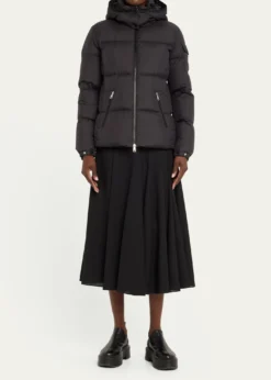 MonclerFourmines Hooded Short Down Jacket