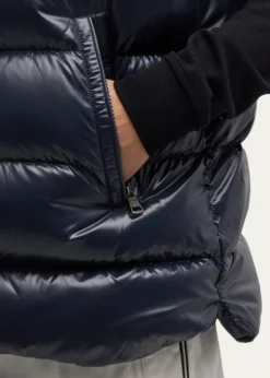 MonclerMen's Tibb Nylon Laque Vest