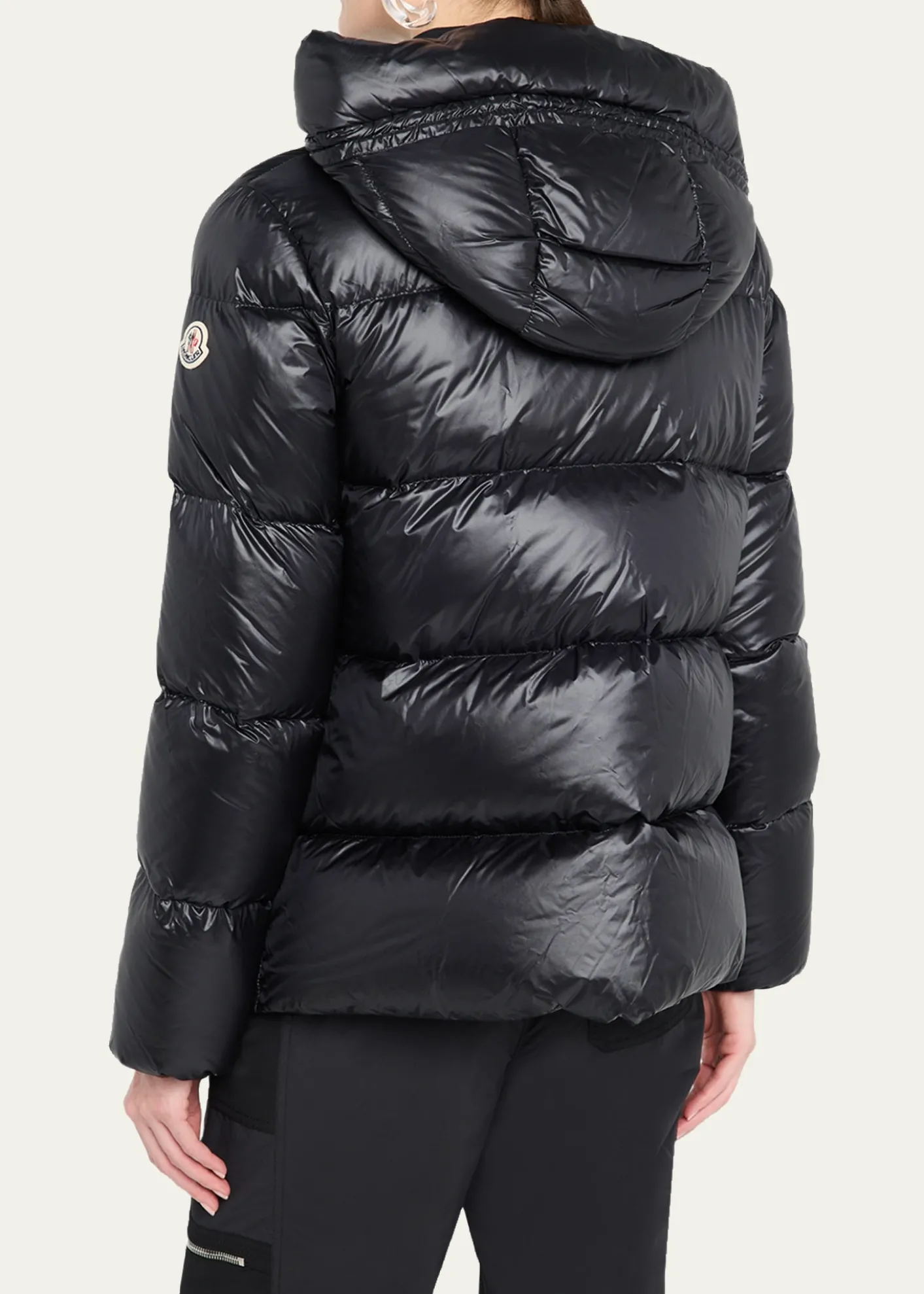 MonclerSerittes Hooded Short Down Jacket