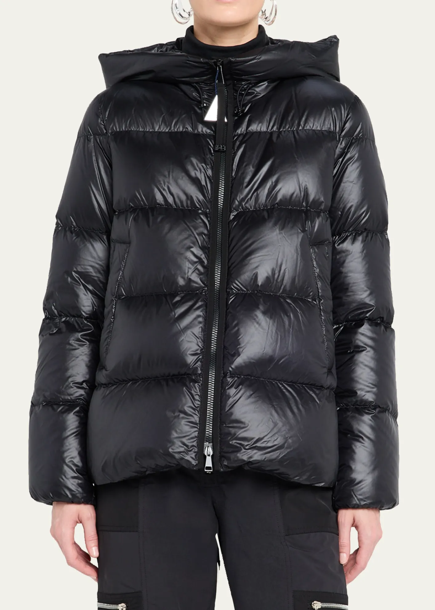 MonclerSerittes Hooded Short Down Jacket