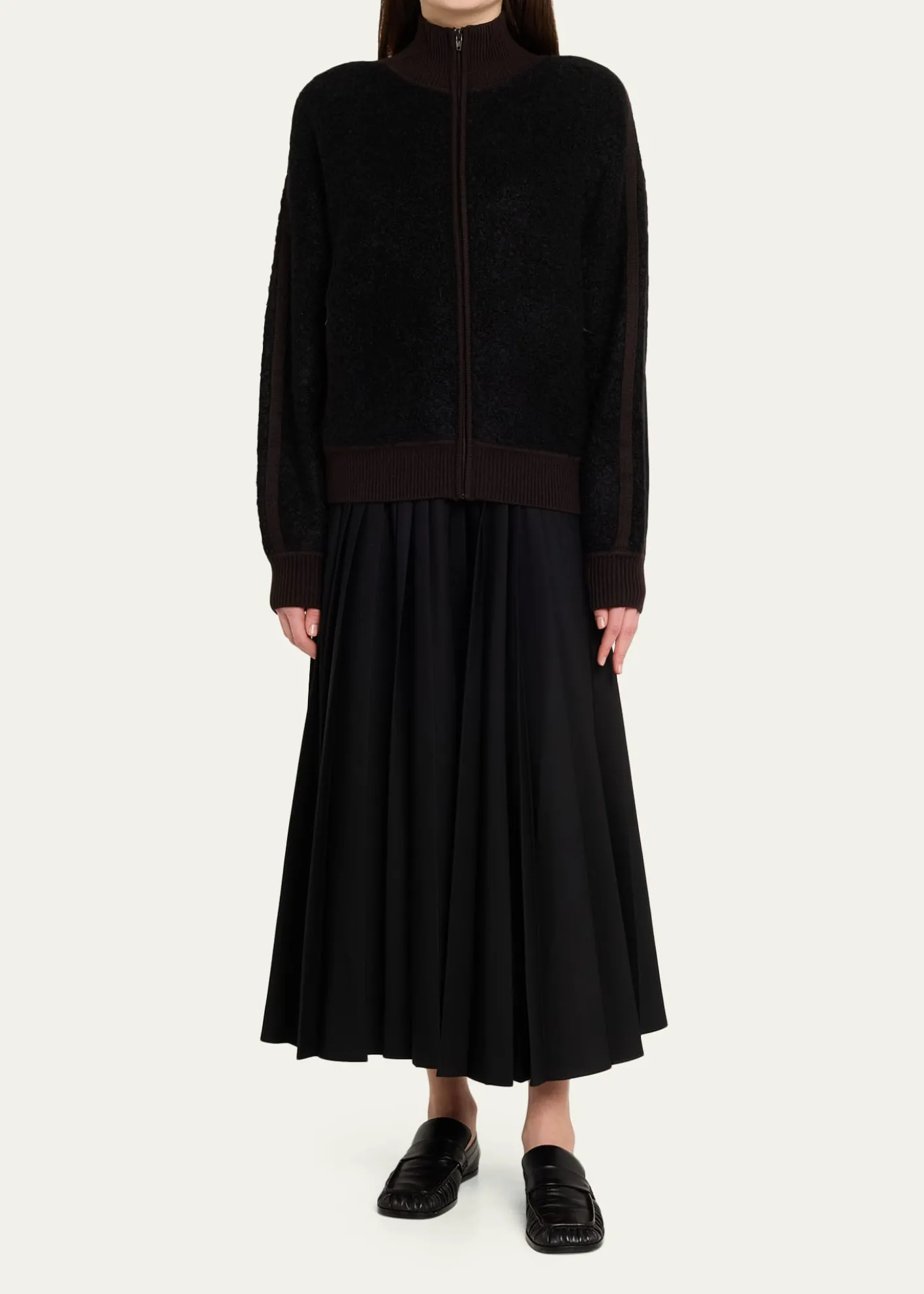 6397Pull-On Pleated Skirt