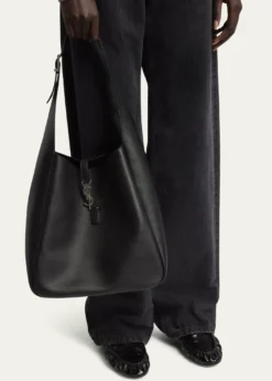 Saint LaurentLe 5 A 7 Large Shoulder Bag in Smooth Leather