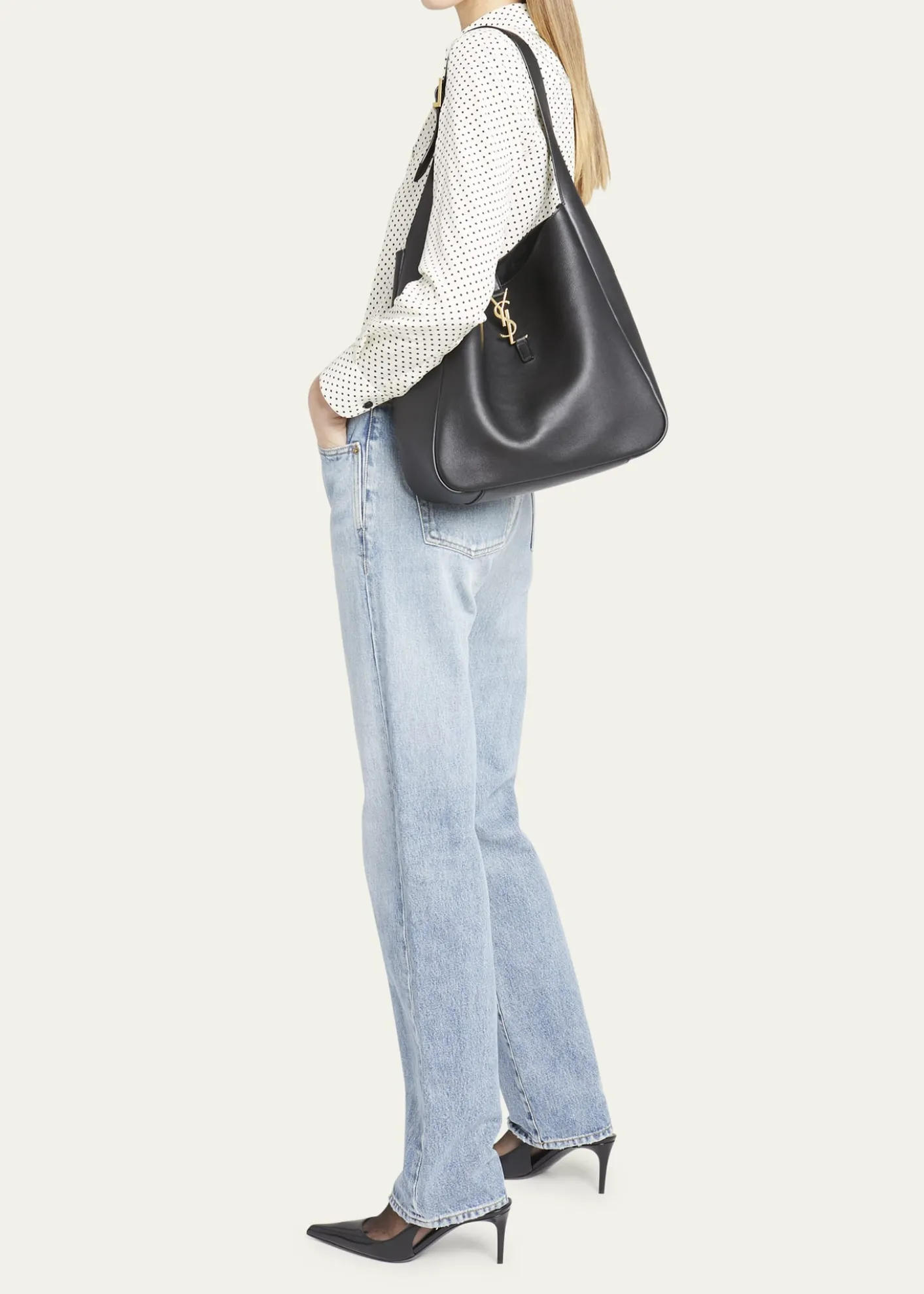 Saint LaurentLe 5 A 7 Large Shoulder Bucket Bag in Smooth Leather