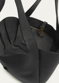 Saint LaurentLe 5 À 7 Bea YSL Tote Bag in Deer Leather