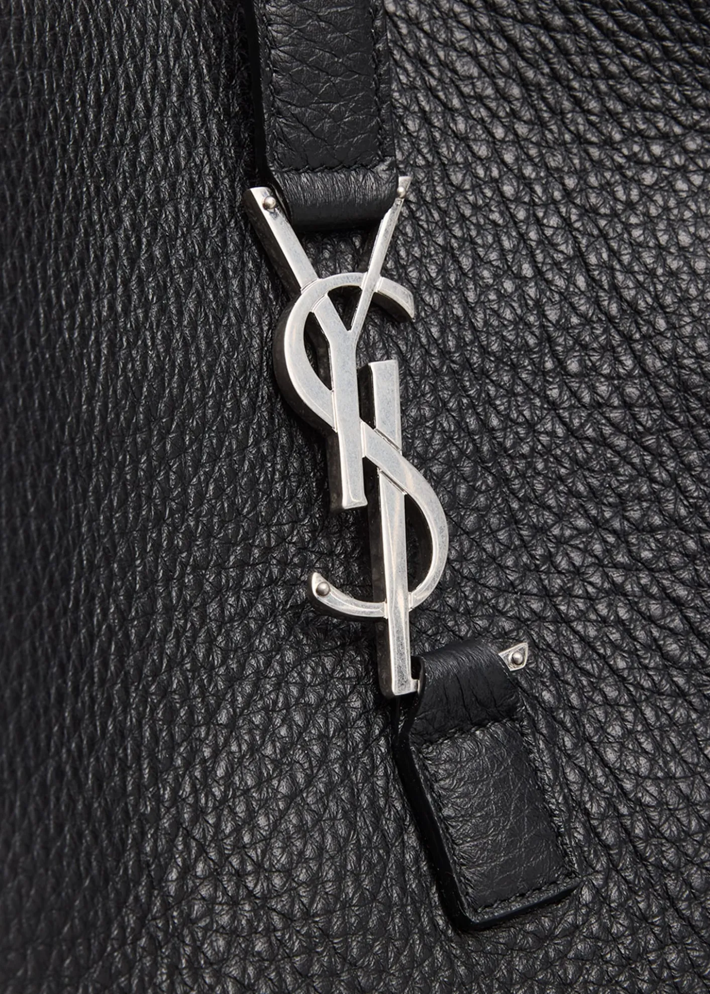 Saint LaurentLe 5 À 7 Bea YSL Tote Bag in Deer Leather