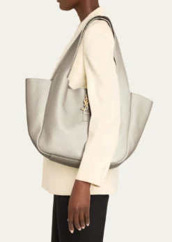 Saint LaurentLe 5 À 7 Bea YSL Tote Bag in Deer Leather