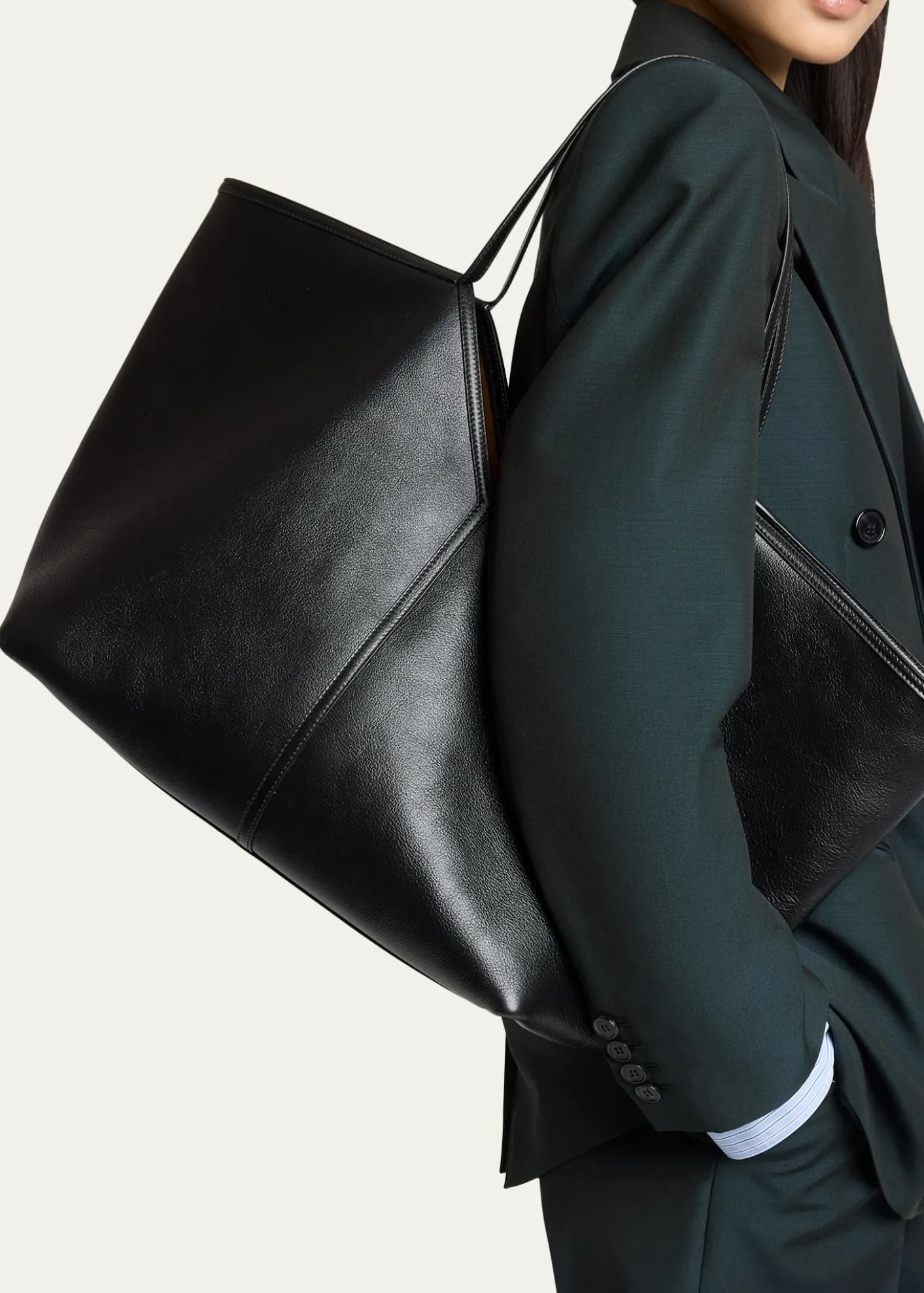 Saint LaurentY Slim Tote Bag in Leather