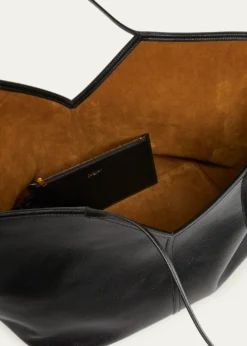 Saint LaurentY Slim Tote Bag in Leather